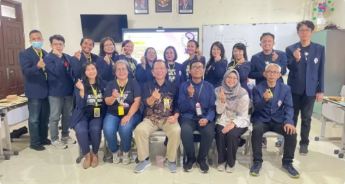 Narasumber kegiatan Workshop “Mindfulness & Emotional Resilience for Teachers” di Tunas Daud